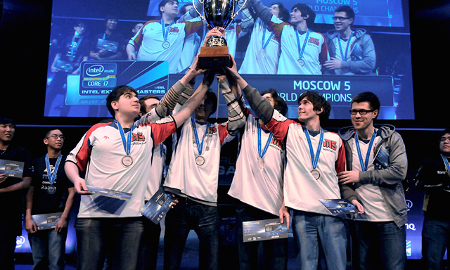 锁定收尾空 锁定收尾空